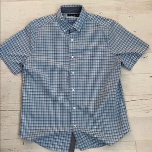 Men’s Nautica short sleeve button down shirt